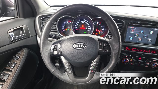 Kia K5 2012 — photo 19