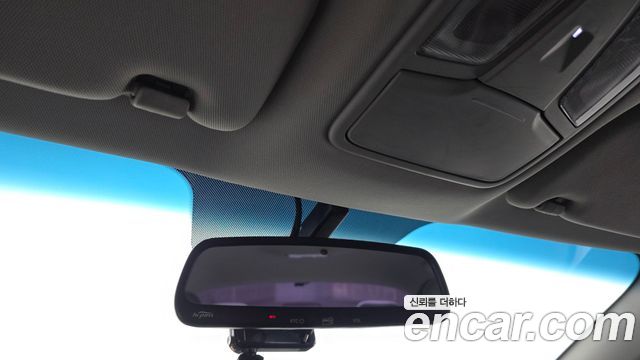 Kia K5 2012 — photo 23