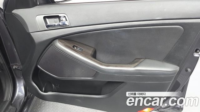 Kia K5 2012 — photo 14