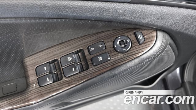 Kia K5 2012 — photo 29