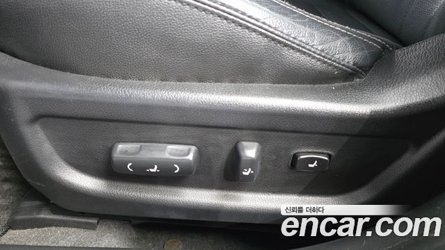 Kia K5 2012 — photo 32