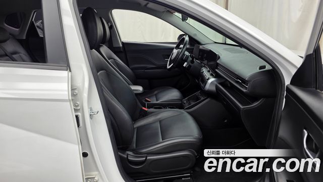 Hyundai Kona 2023 — photo 11