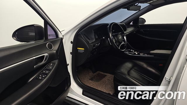 Hyundai Sonata 2020 — photo 13