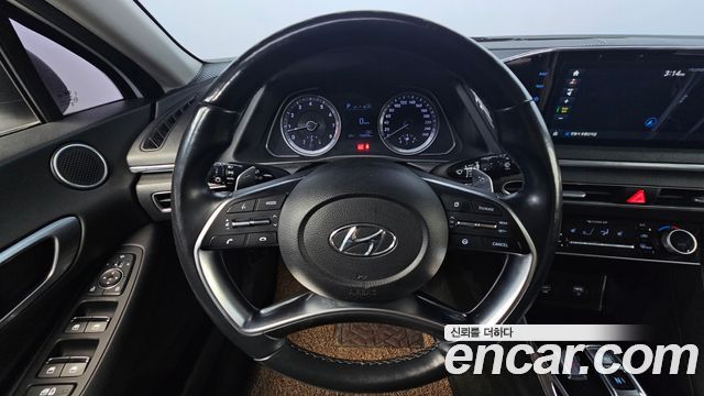 Hyundai Sonata 2020 — photo 17