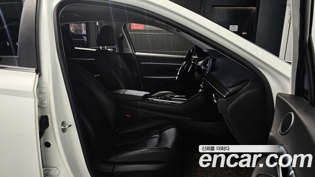 Hyundai Sonata 2020 — photo 16