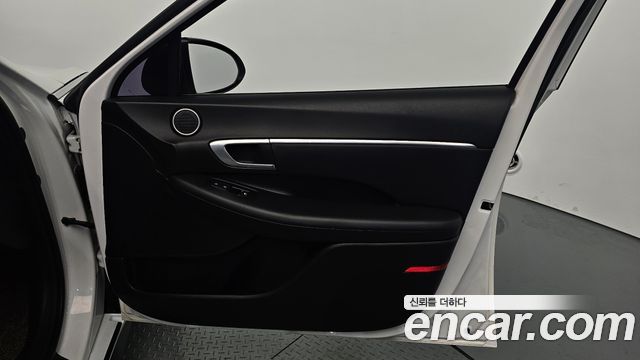 Hyundai Sonata 2020 — photo 29