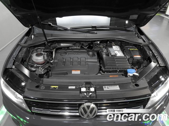 Volkswagen Tiguan 2018 — photo 6