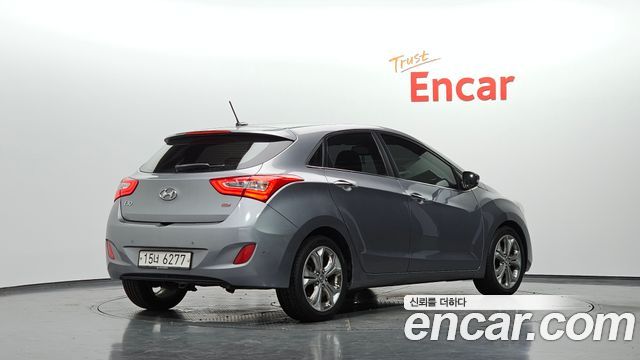 Hyundai i30 2014 — photo 2