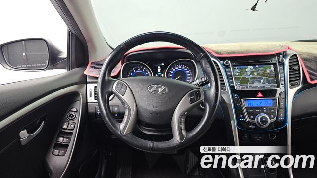 Hyundai i30 2014 — photo 13