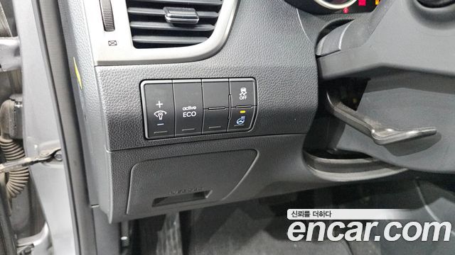 Hyundai i30 2014 — photo 18