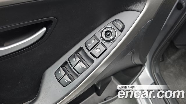 Hyundai i30 2014 — photo 19