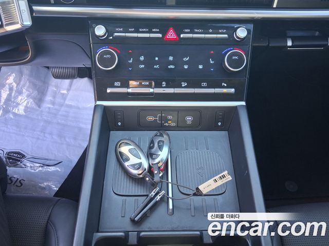 Hyundai Santafe 2024 — photo 13