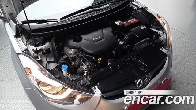 Hyundai AVANTE 2013 — photo 6
