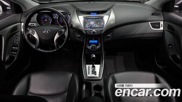 Hyundai AVANTE 2013 — photo 7
