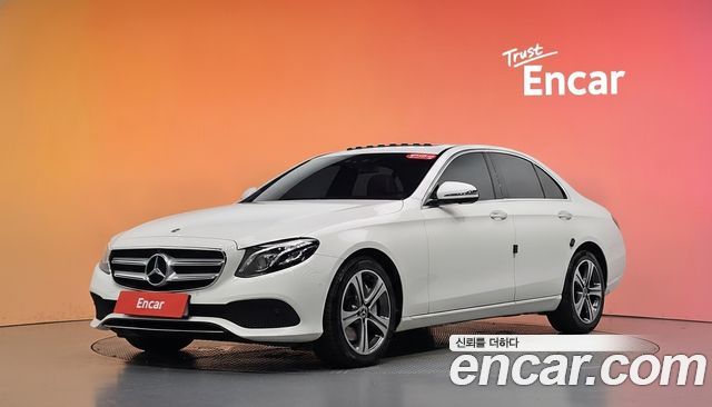 Mercedes-Benz E-Class 2018 — photo 1