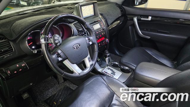 Kia Sorento 2010 — photo 7