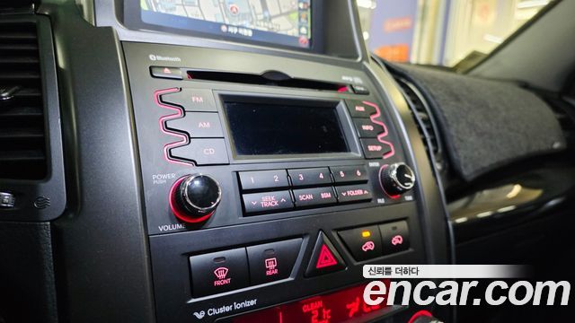 Kia Sorento 2010 — photo 12