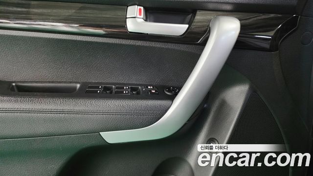 Kia Sorento 2010 — photo 20