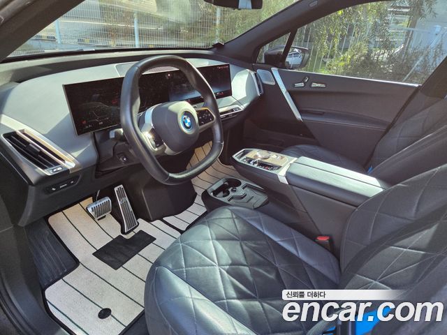 BMW iX 2022 — photo 4