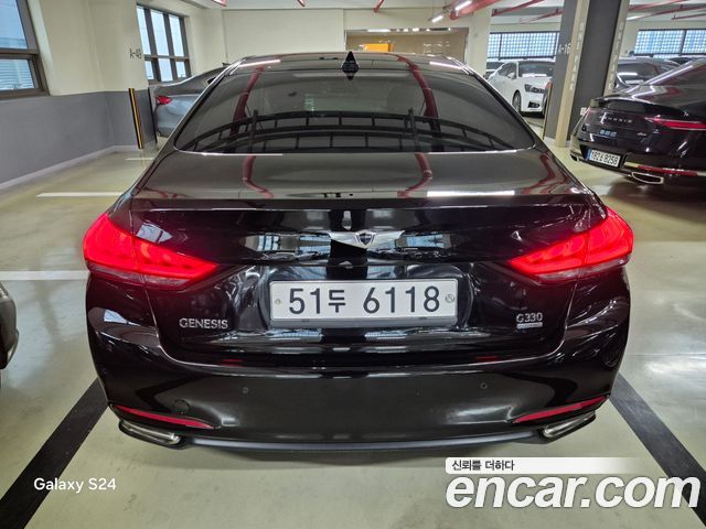 Hyundai Genesis 2016 — photo 3
