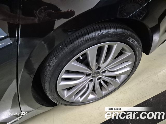 Hyundai Genesis 2016 — photo 6