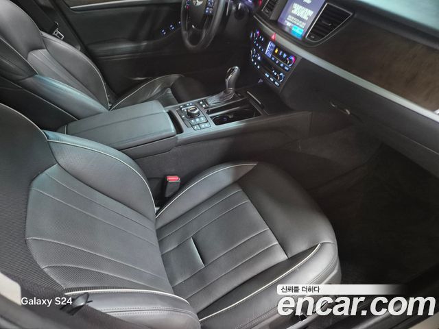 Hyundai Genesis 2016 — photo 9