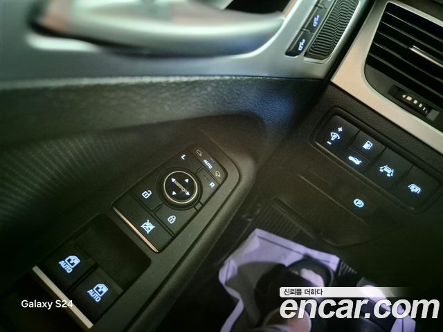 Hyundai Genesis 2016 — photo 13
