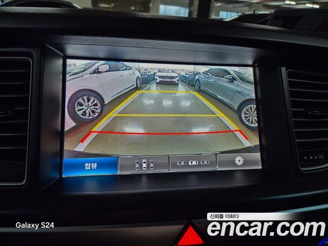 Hyundai Genesis 2016 — photo 17