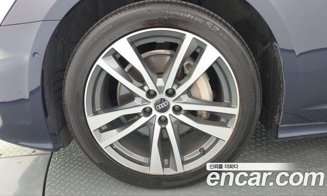 Audi A6 2021 — photo 5