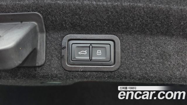 Audi A6 2021 — photo 24