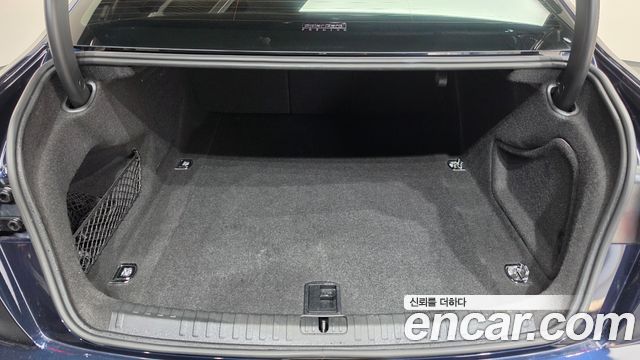 Audi A6 2021 — photo 25