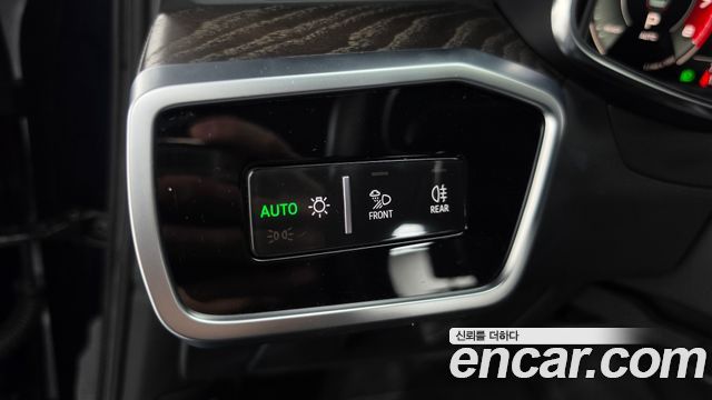 Audi A6 2021 — photo 27