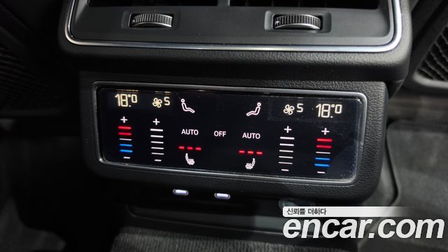 Audi A6 2021 — photo 31