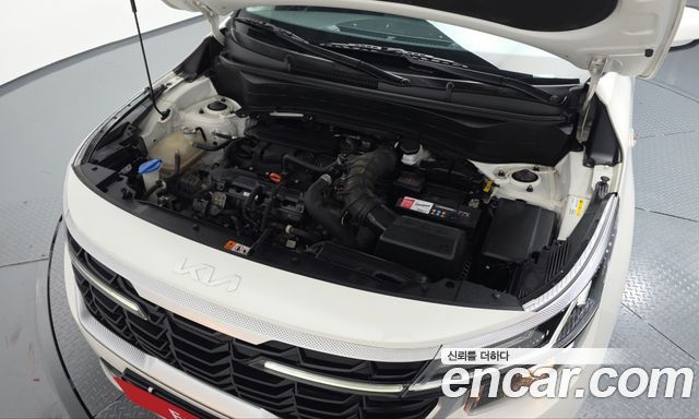 Kia Seltos 2023 — photo 6