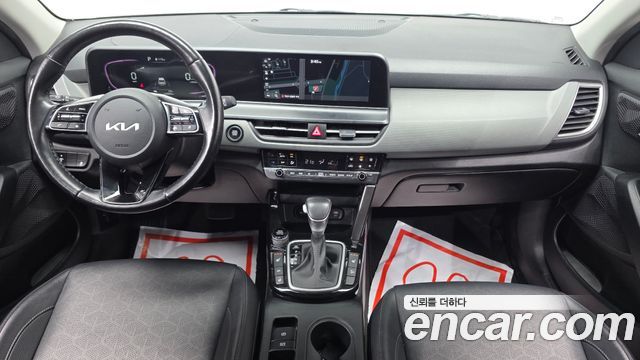 Kia Seltos 2023 — photo 10