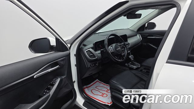 Kia Seltos 2023 — photo 13
