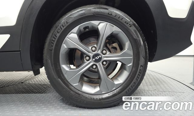 Kia Seltos 2023 — photo 7