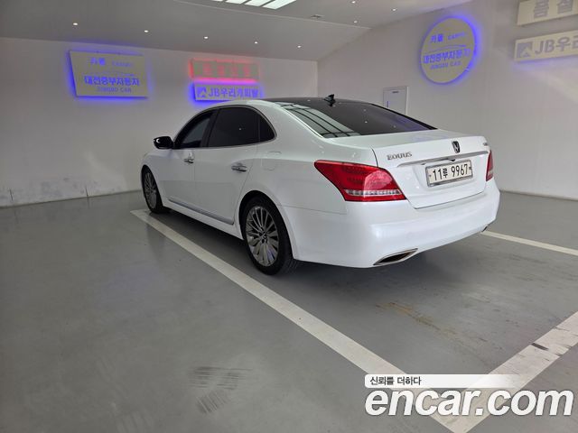 Hyundai Equus 2015 — photo 3