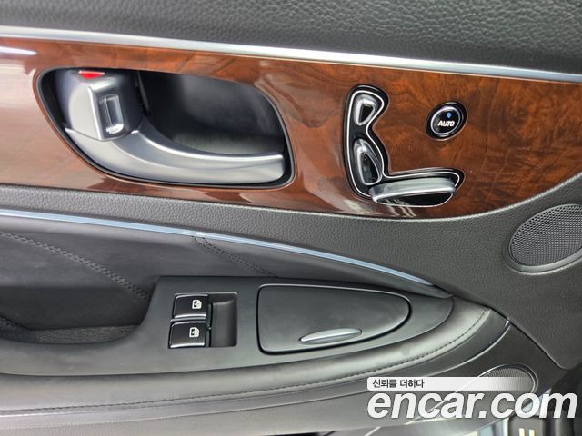 Hyundai Equus 2015 — photo 7