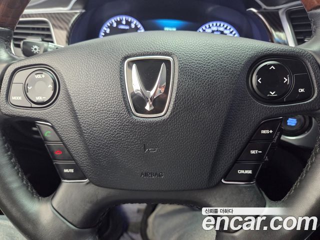 Hyundai Equus 2015 — photo 13
