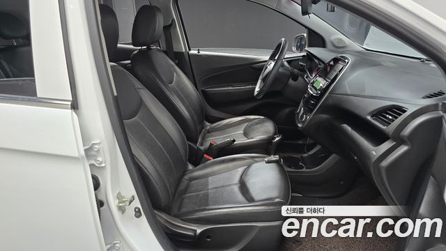 Chevrolet Korea Spark 2018 — photo 16