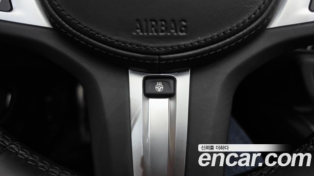 BMW Z4 2021 — photo 17