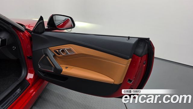 BMW Z4 2021 — photo 15