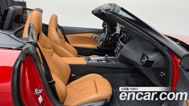 BMW Z4 2021 — photo 16