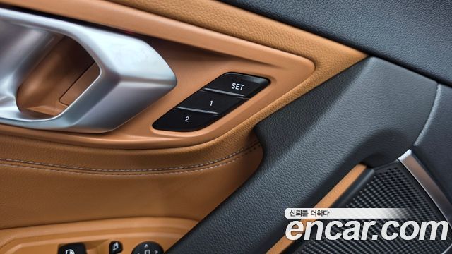 BMW Z4 2021 — photo 28