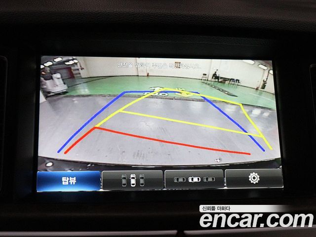 Hyundai Genesis 2015 — photo 9