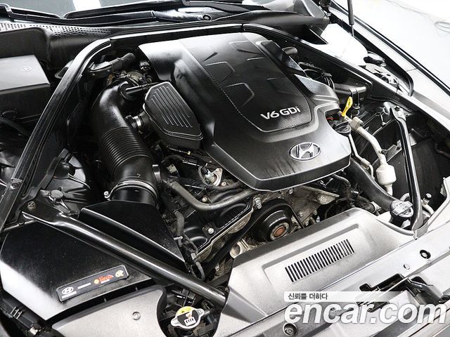 Hyundai Genesis 2015 — photo 18