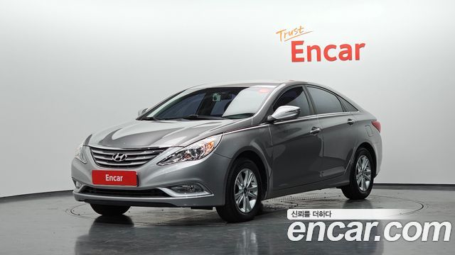 Hyundai Sonata 2012 — photo 1