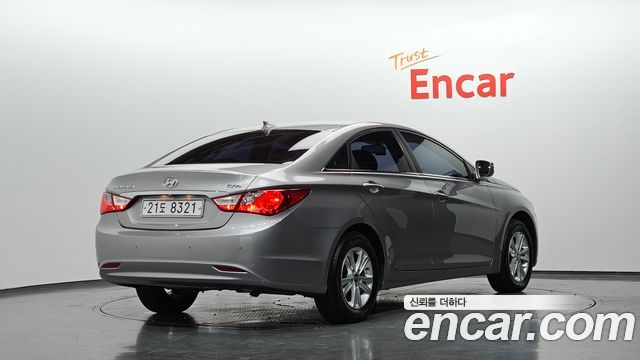 Hyundai Sonata 2012 — photo 2