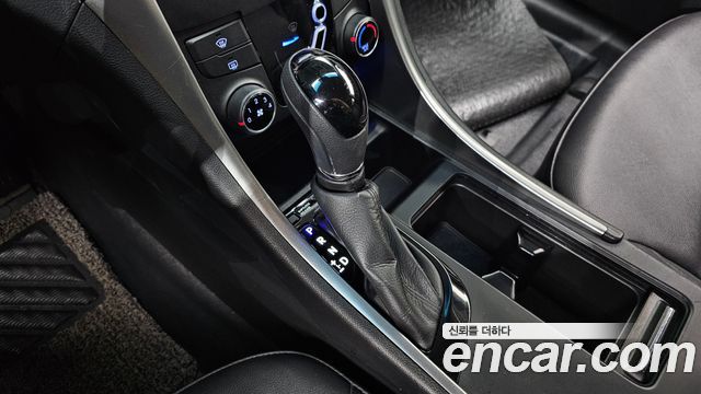 Hyundai Sonata 2012 — photo 9